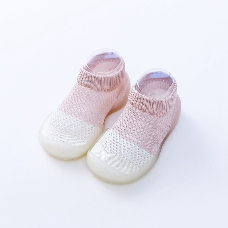 Color: Pink, Child size: 18to19 - Fashion And Simple Children's Non-slip Soft Sole Socks Shoes