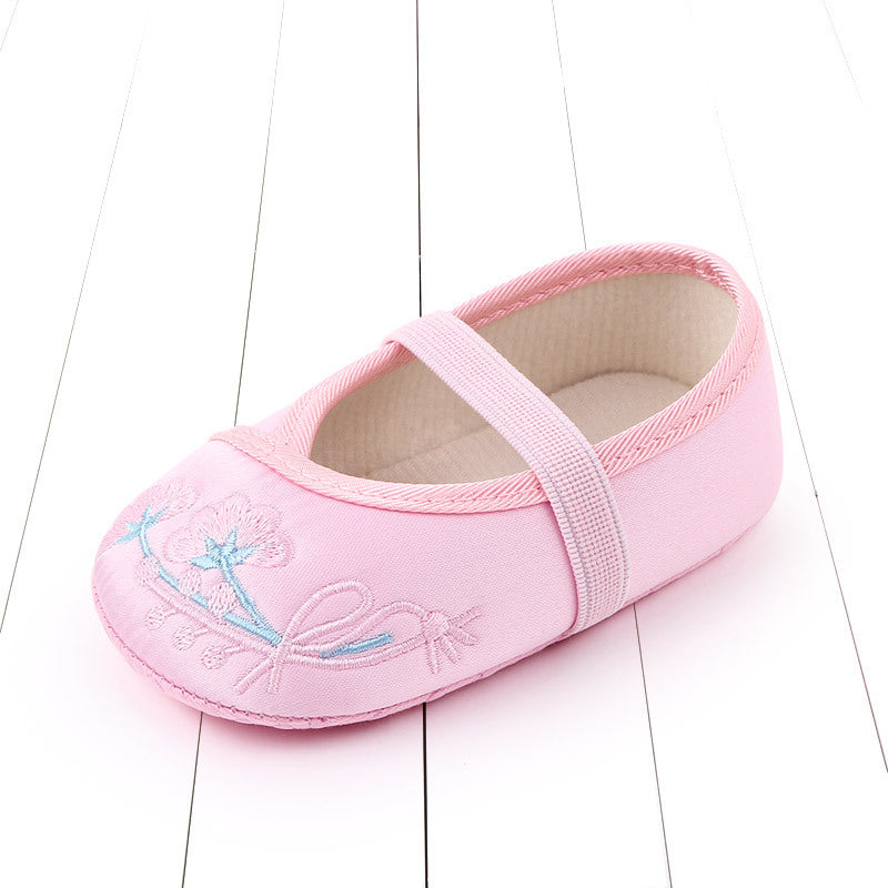 Classic embroidered baby shoes soft sole toddler shoes