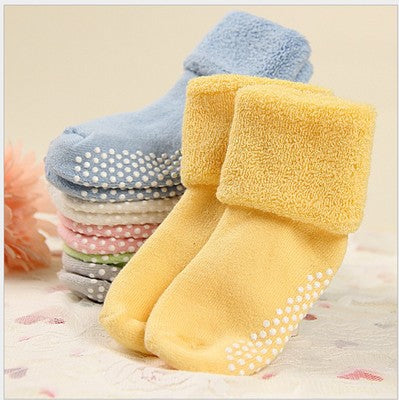 Thickened terry baby non-slip dispensing socks